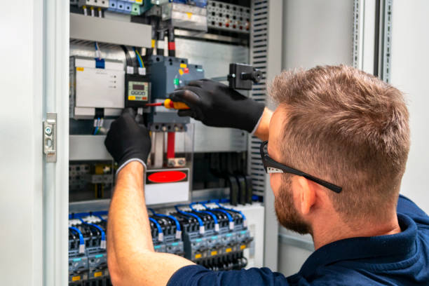 Best Affordable Emergency Electrician  in Batesville, TX